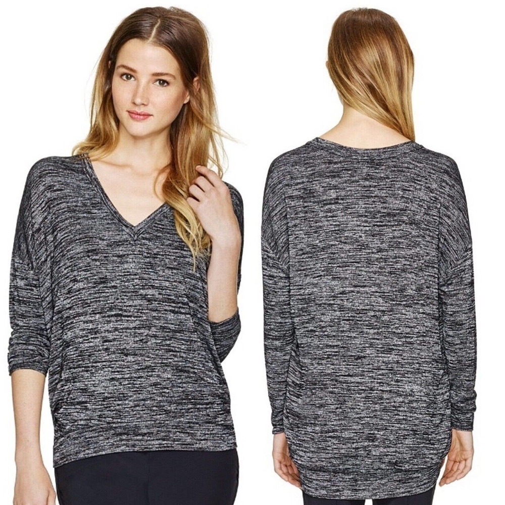 Aritzia Wilfred Free Devinette Womens Top Slouchy Oversized Size XS V Neck Gray